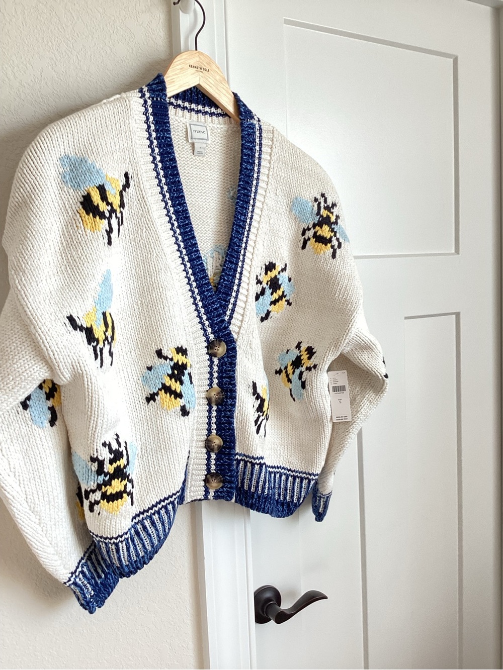 Anthropologie Bee Cardigan Sweater Maeve Icon Chunky New Small Ivory Bumblebee - Picture 5 of 12